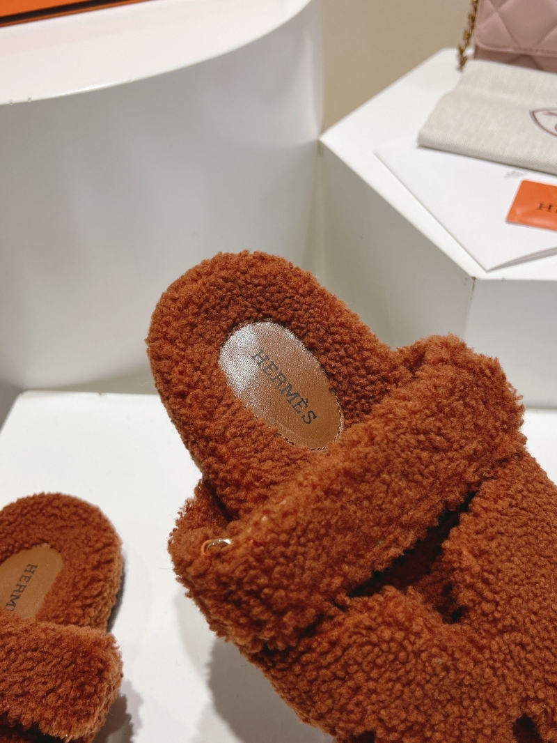 Hermes Slippers